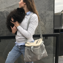 Load image into Gallery viewer, shoulder strap Dog Travel Bed